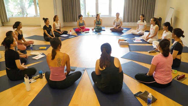 K42 - Khóa học HLV Yoga online